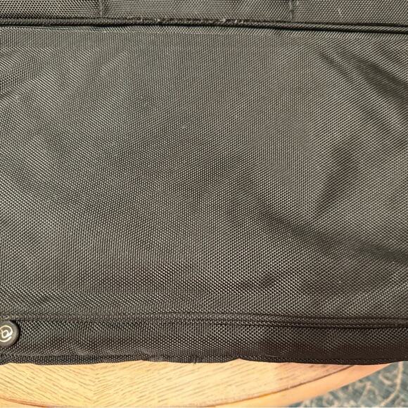 BOOQ Black and Red Laptop and Messenger Bag - Picture 6 of 8